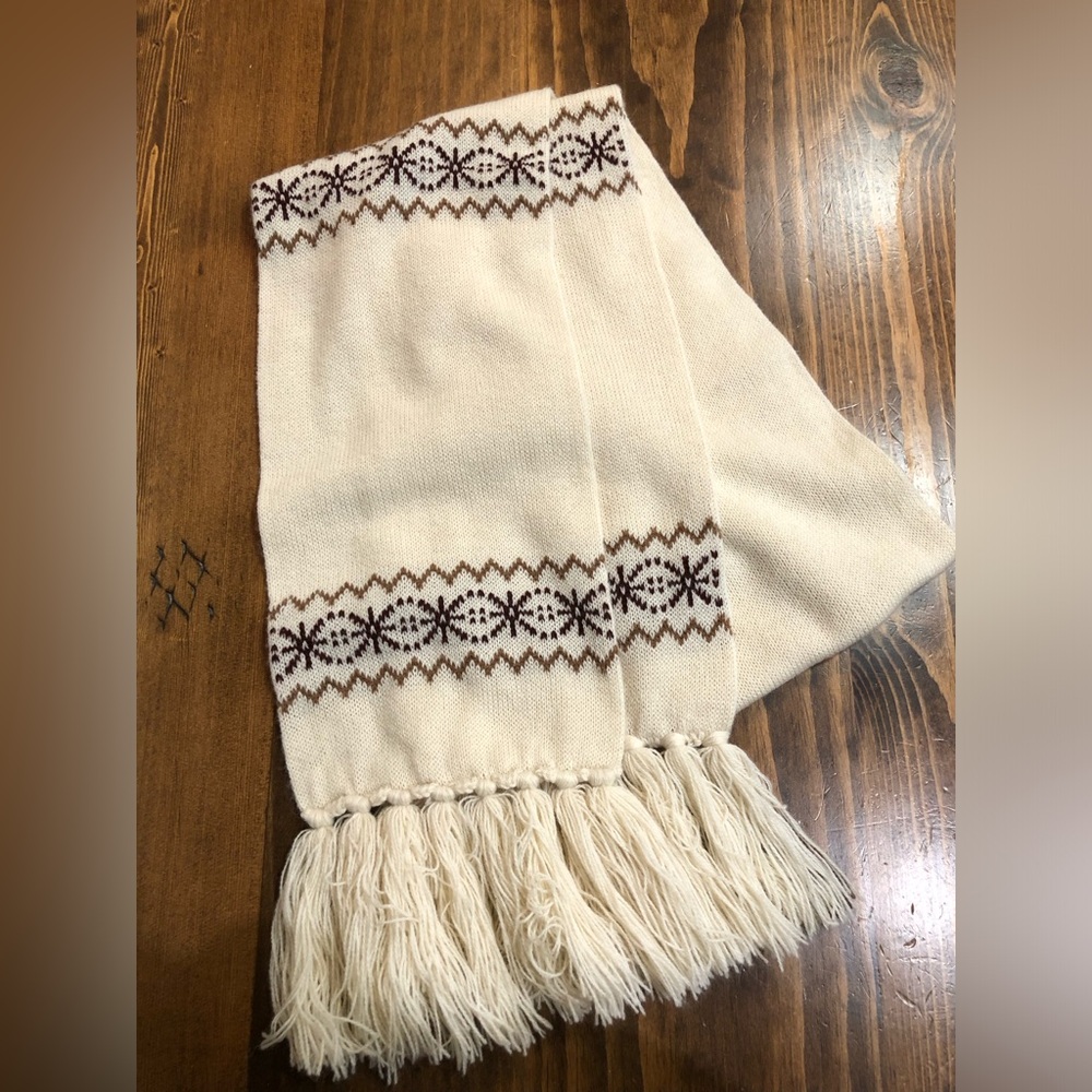 Vtg ETIENNE AIGNER Ivory Cream Tight Knit Fringe Winter Acrylic Unisex Scarf